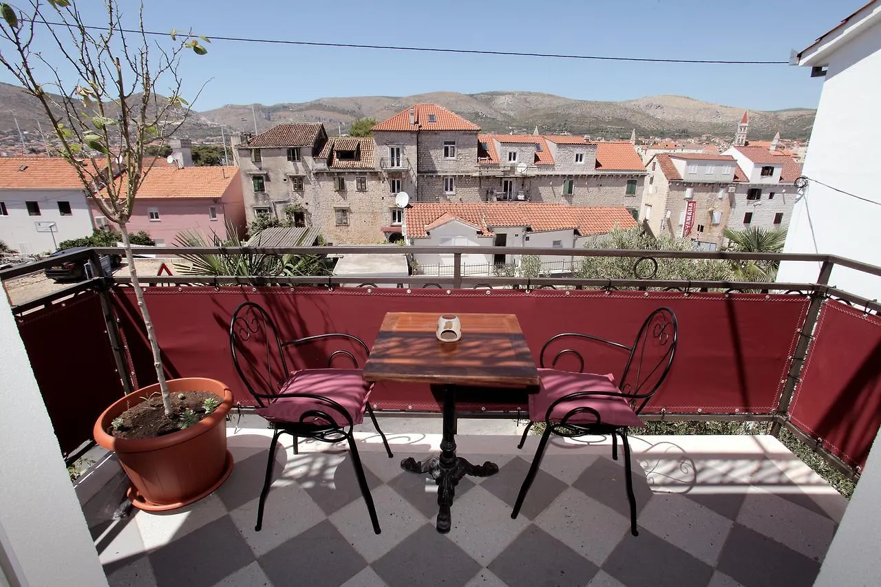 Guesthouse Kate Traù 3*,  Croazia